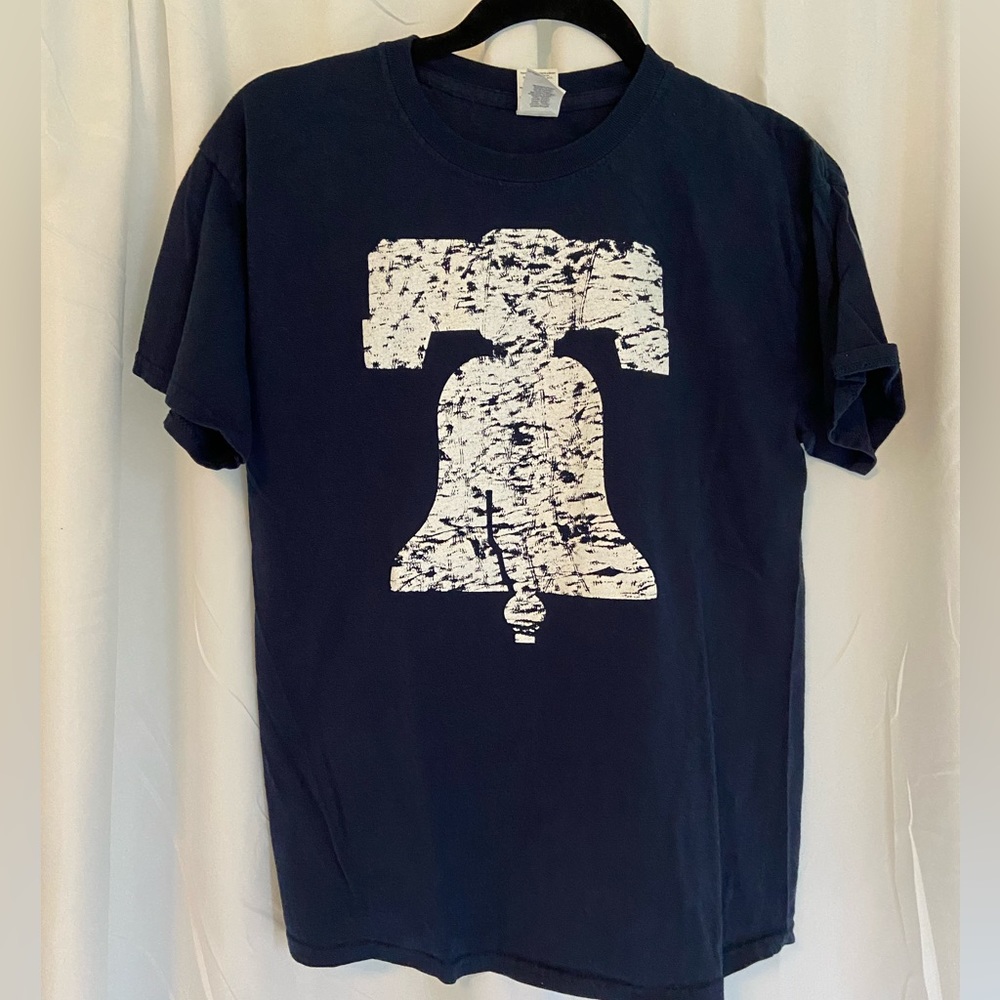 Phillies 2019 Opening Night T-Shirt, Size M